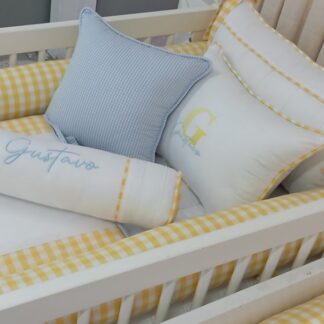 Kit Berço Branco e Xadrez