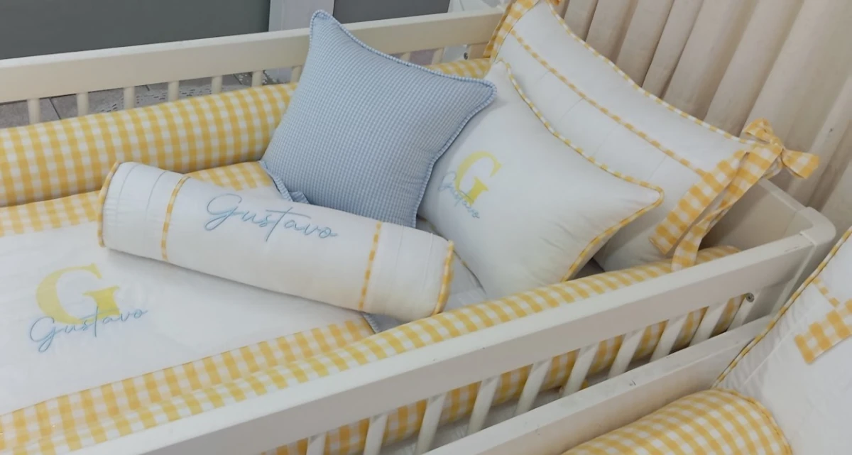 Kit Berço Personalizado Amarelo Xadrez
